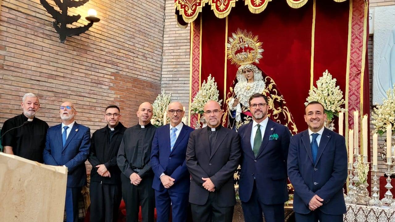 La parroquia de San Gabriel arcángel recibe a su nuevo párroco